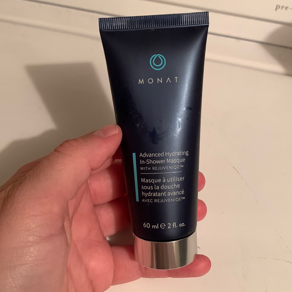 Monat advanced hydrating in-shower masque